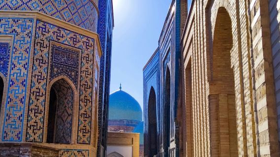Samarkandin kohokohdat - äänikierros: Gur-e-Amir, Registan ja Shah-i-Zinda