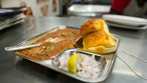 Street Food Tour:Listed in the 20 best food tours by The Guardian