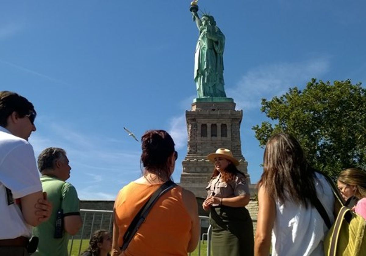 1-day tour of Statue Of Liberty Cruises With Landing in New York, USA, optional departure from Battery Park or Liberty State Park