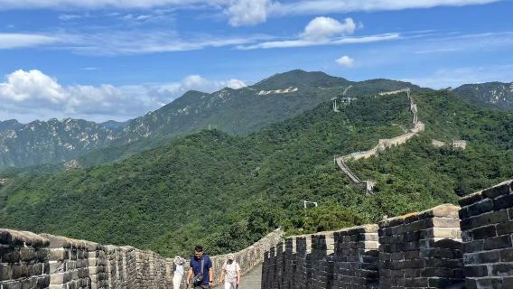 慕田峪長城+頤和園ワンデーツアー【慕田峪長城+頤和園 ハイライトワンデーツアー】