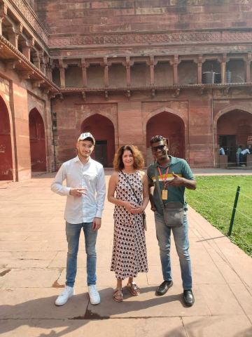 아그라 프라이빗 에어컨 차량 투어: 빠른 입장 서비스 타지 마할 & 요새