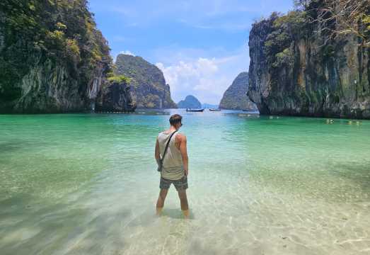 From Krabi: Private Longtail Boat 6-Hour Tour to 7 Islands (Koh Hong, Lao Lading,...)