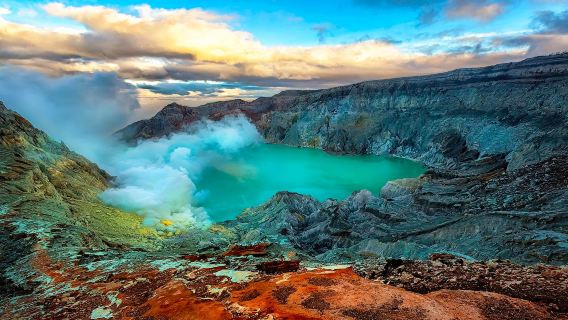 Ijen Crater Midnight Adventure: Blue Fire Phenomenon and Sunrise View