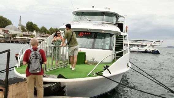 Istanbul: Tour trong ngày đảo Hoàng tử (Heybeliada & Büyükada) bằng thuyền riêng, đón khách và ăn trưa