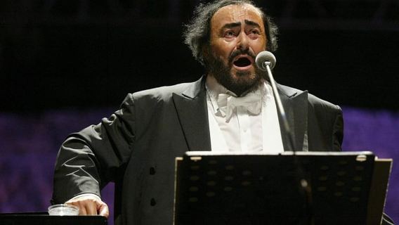 Modena: Discover Ferrari Museum & Pavarotti land