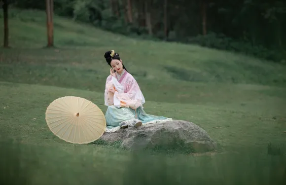 北屯Trip Moments【婚紗寫真/婚禮跟拍航拍街拍抓拍約拍/商業攝影攝像/翻譯】