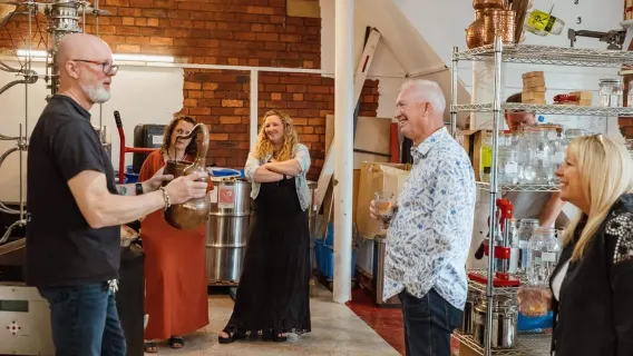 Sheffield: visita guidata alla distilleria di gin con degustazione