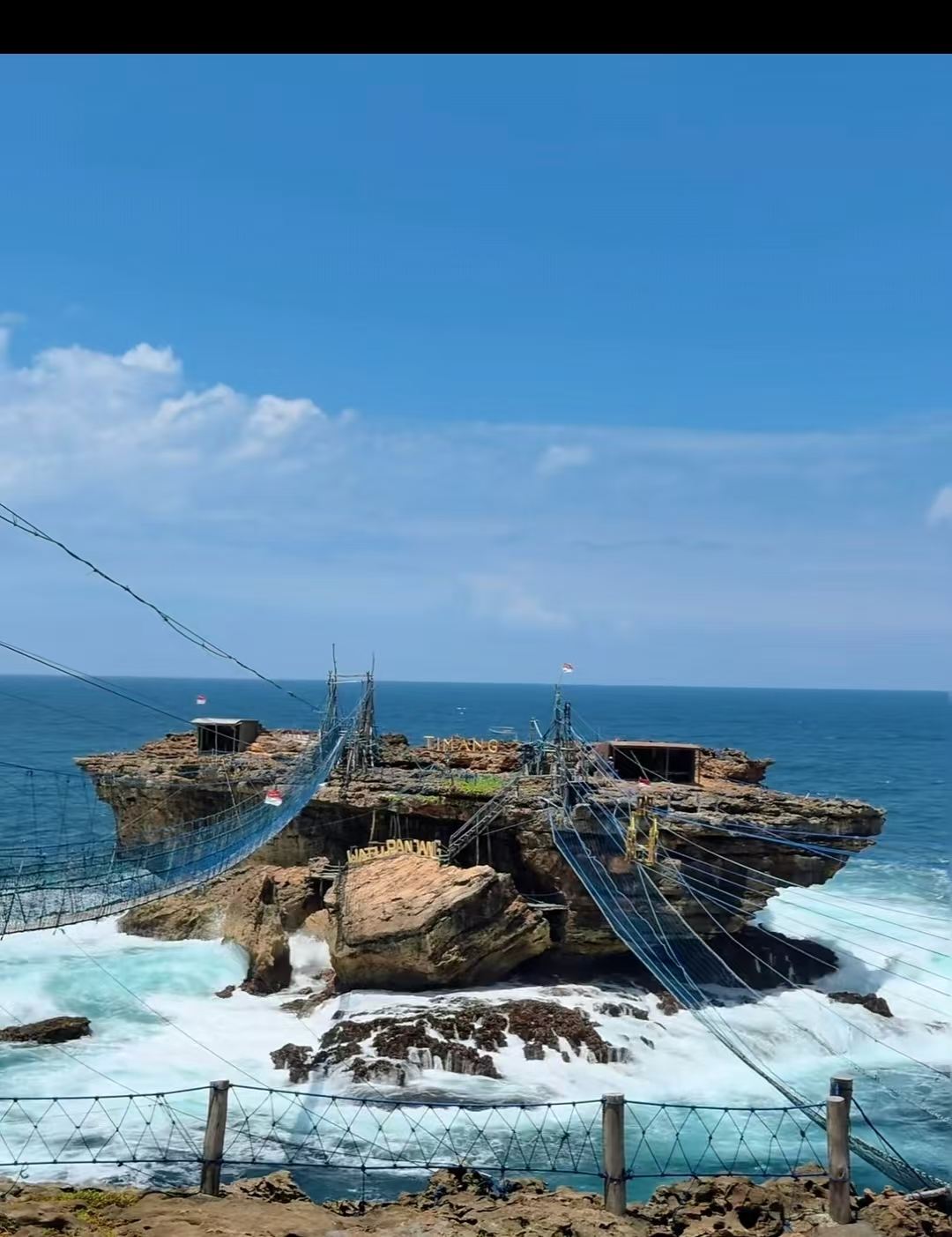 Indonesia Yogyakarta + Jomblang Cave + Timang Island 1-day tour/hotel pickup and drop-off