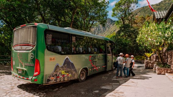 Официальный автобус в обе стороны в Мачу-Пикчу из Агуас-Кальентес