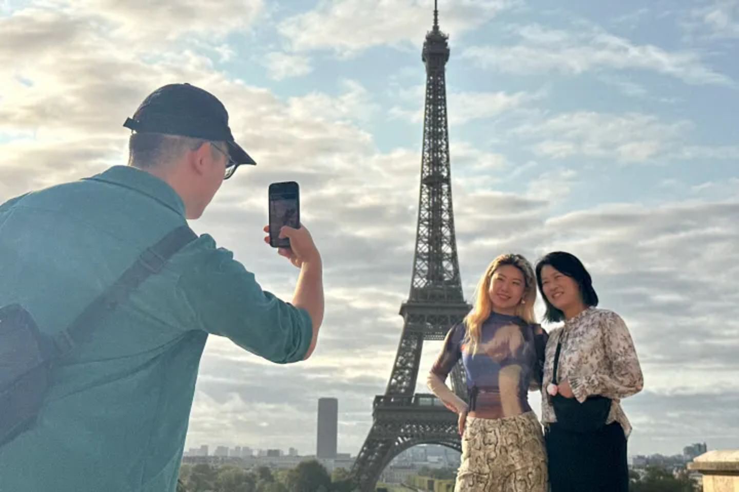 Tour giornaliero di mezza giornata alla Torre Eiffel a Parigi, Francia|Biglietto con ascensore per la cima|Guide in cinese, inglese e giapponese disponibili