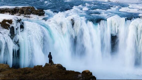 冰島黃金圈經典一日遊【國家公園+大間歇泉+瀑布+火山口湖】