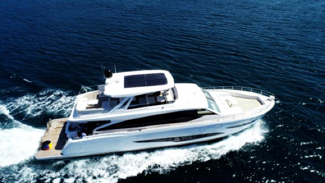 Ekspedisi Snorkeling & Menyelam dengan Yacht Sky Realm: Lawatan Sehari ke Semporna, Pulau Pom Pom, Pulau Mataking & Timba Timba Island