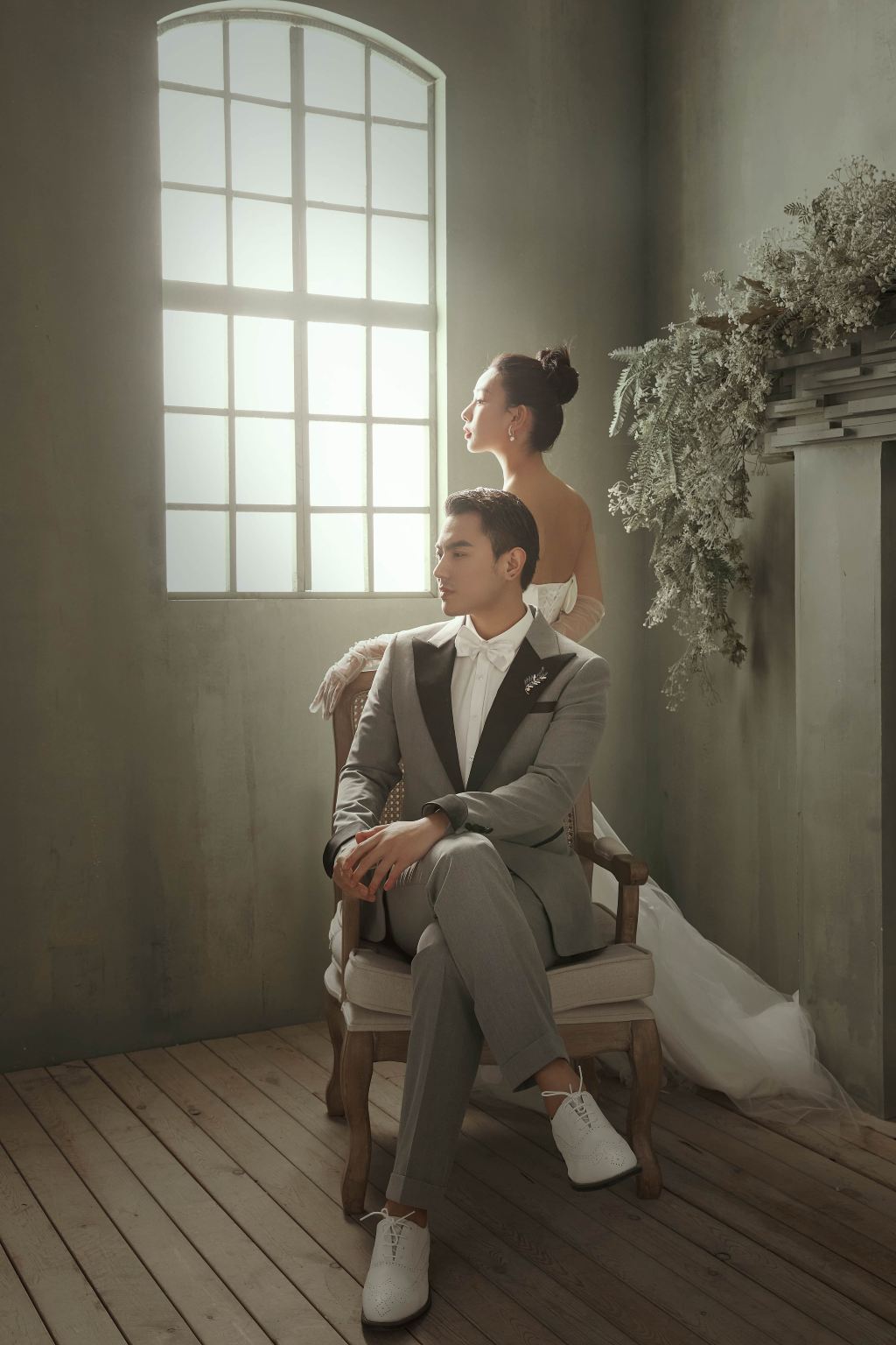 Yunyang County Trip Moments[Dinosaur Geological Park/Yunyang Feilong/Yangtze River Bridge/Driver-Guide-Photographer Combo Service with Wedding Photography Aerial Videography]