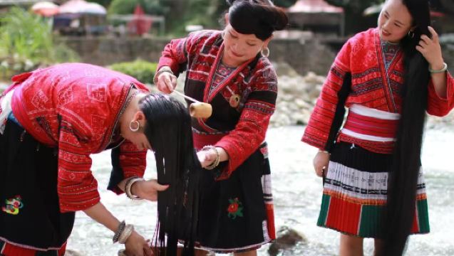 Longji Shared Group Day Tour: Guilin Pickup to Rice Terraces & Long Hair Village