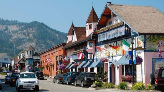 Seattle: Tagesausflug zum Snoqualmie Wasserfall und Leavenworth mit Dienstleistungen in Chinesisch oder Englisch