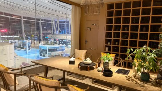Biglietto per la lounge VIP all'Aeroporto di Changsha-Huanghua (CSX) | Lounge VIP per attesa, ristorazione e servizi doccia