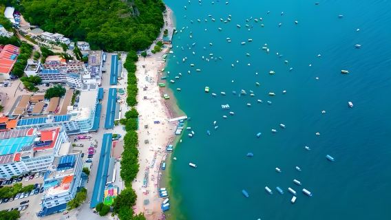 Kunming Fuxian Lake, Luchong and Pink Beach private day tour [flexible departure!]