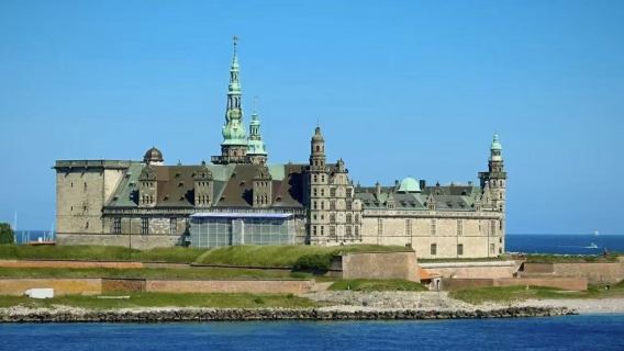 Copenhagen: Istana Kronborg + Muzium Louisiana + Taman Diraja Rusa Denmark tidak termasuk tiket masuk
