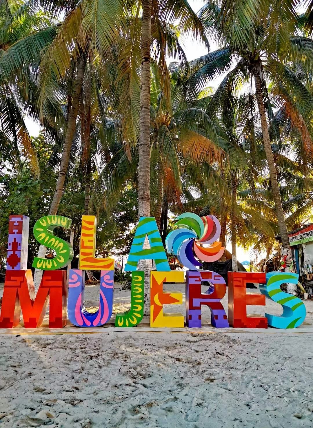 Cancun, Mexico - 1-day tour of catamaran Isla Mujeres with drinks and lunch party boat