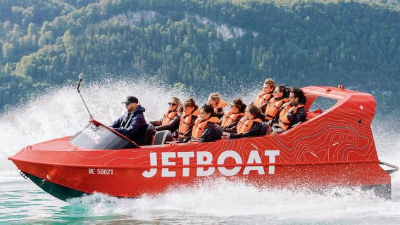 Interlaken: Malerische Jetbootfahrt auf dem Brienzersee