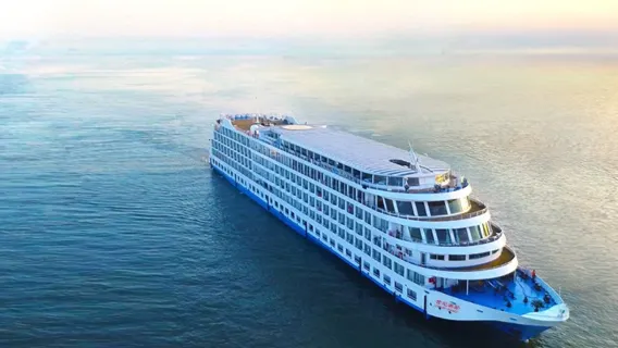 Shanghai Yangtze River Cruise (Shanghai to Chongqing + 5-star cruise through the Three Gorges + guide commentary + Three Gorges Dam + National First-Class Museum + Fengdu Ghost City)