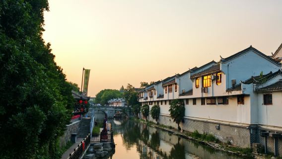 однодневный тур по Хэфэй: древний город Саньхэ, Хэчжай 1972 и музей провинции Аньхой с англоязычным обслуживанием