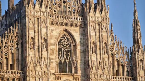 義大利米蘭購物狂歡＋納維利運河夜遊一日之行|行程可調自由出行