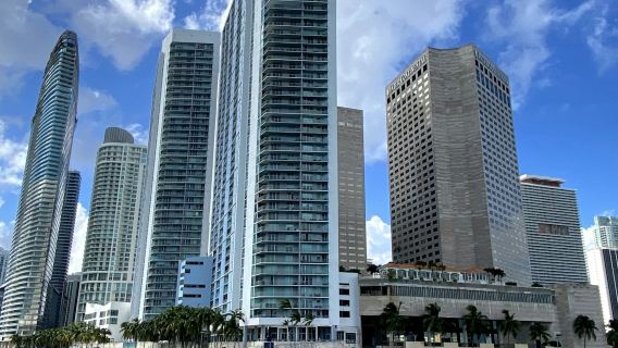 Miami: Sightseeing Day Cruise from South Beach