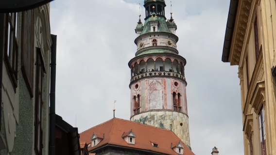 Excursión de un día al pueblo de CK desde Praga, República Checa [servicio de traslado e itinerario flexible]