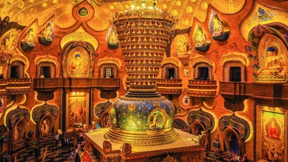 牛首山文化旅遊區+報恩寺+外秦淮遊船+南京城牆+老門東歷史街區一日跟團行程