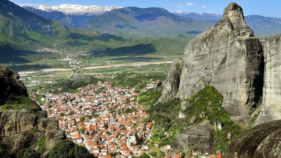 Meteora Tour with SUV/VAN. Monasteries + Local Taverna
