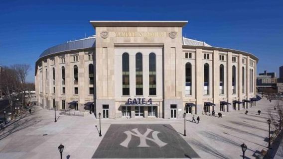 NYC: Contrasts of New York Sightseeing Tour of Harlem, the Bronx, Queens & Brooklyn