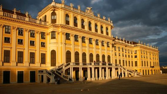 Tour hướng dẫn Cung điện Schönbrunn: Khám phá cuộc đời thực của nữ hoàng triều đại Habsburg - Công chúa Sissi