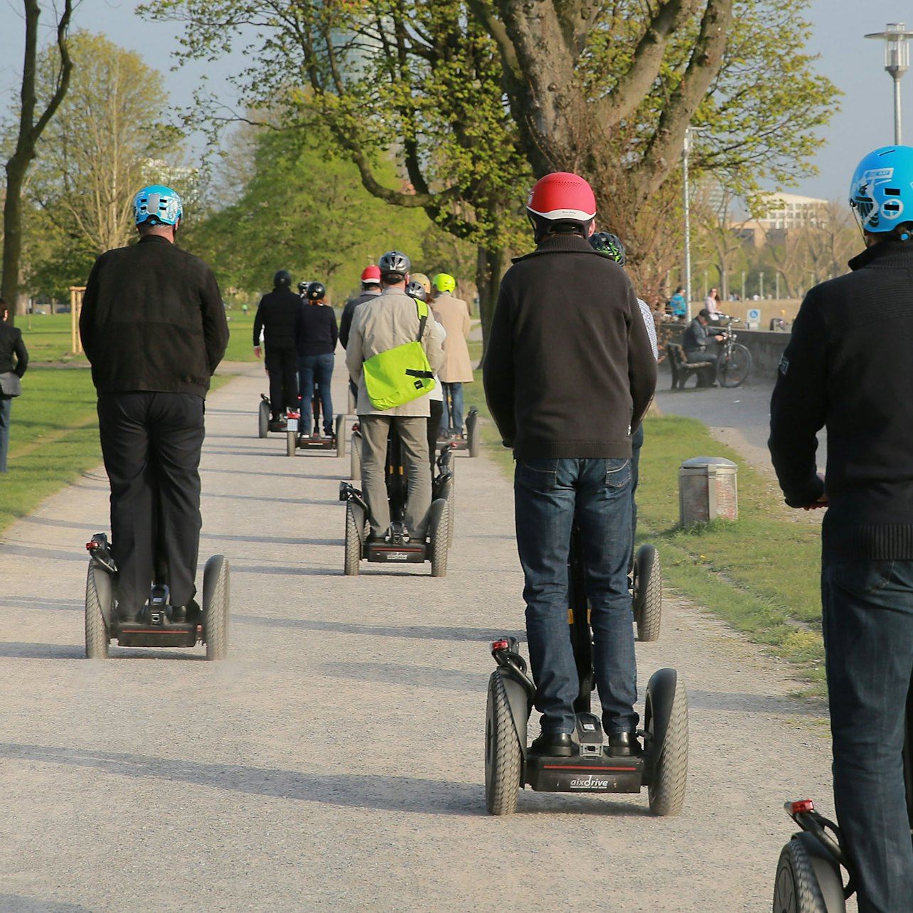 Düsseldorf: Rhein-Tour mit dem Segway