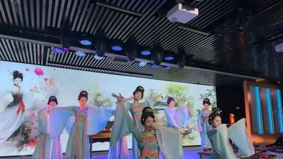 南京|金陵夢華~宮廷宴会没入型体験【南京宮宴レストランでチェックイン+中国伝統文化の京劇と古箏+古代衣装体験オプション】