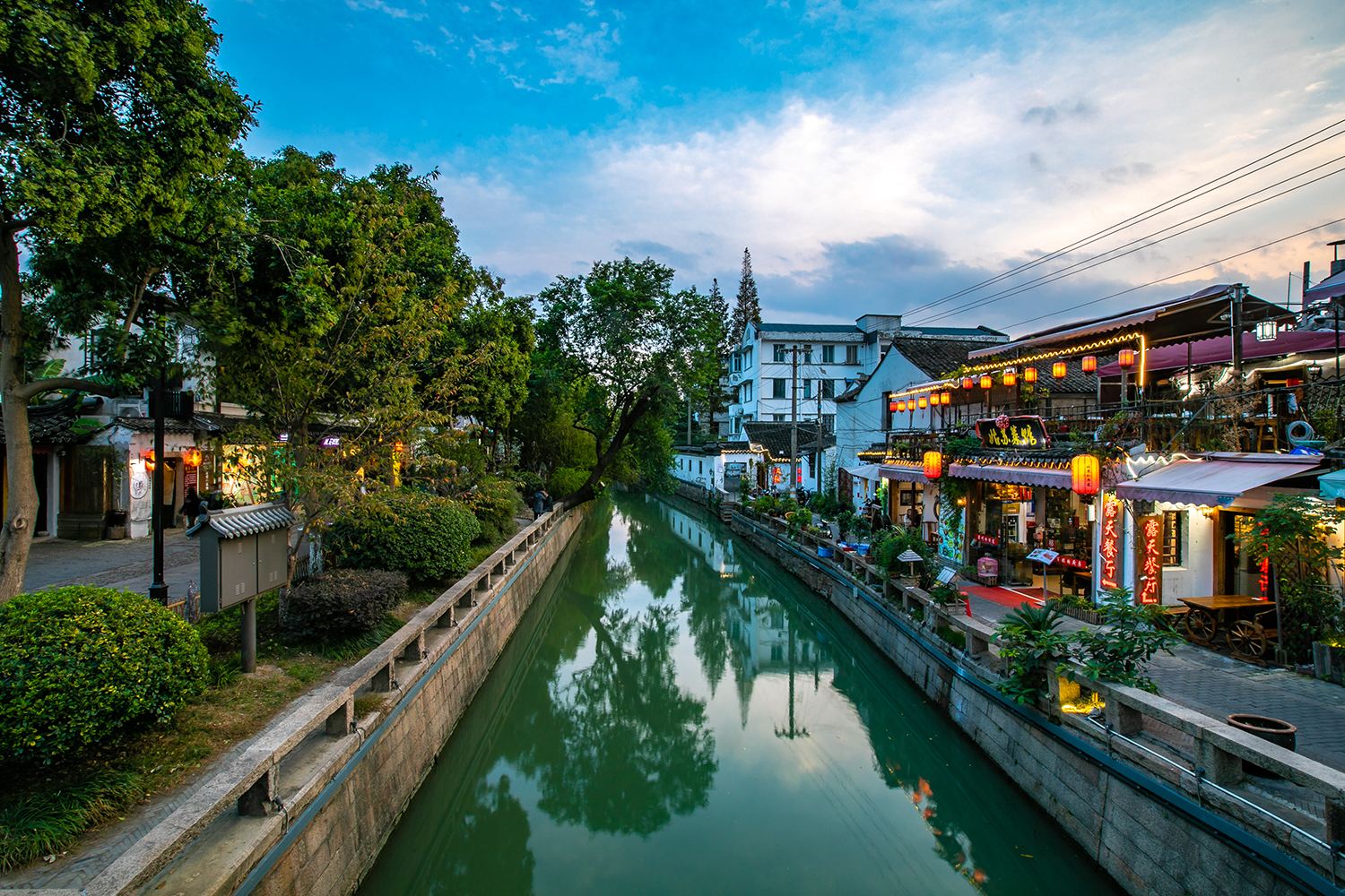 Suzhou Private Day Tour from Shanghai including Humble Administrator's Garden,Tiger Hill