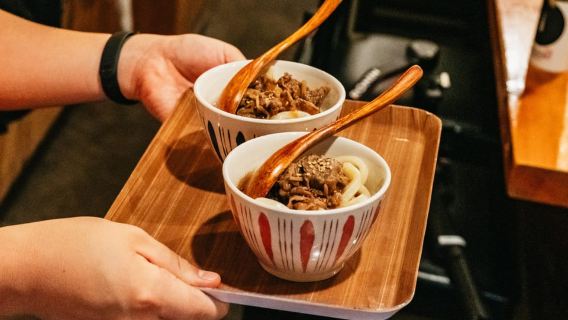 Tokio: Lo mejor de los Izakaya en Shinjuku, tour gastronómico y cultural