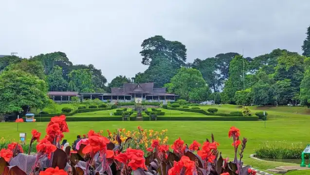 從雅加達出發：茂物植物園、稻田和瀑布