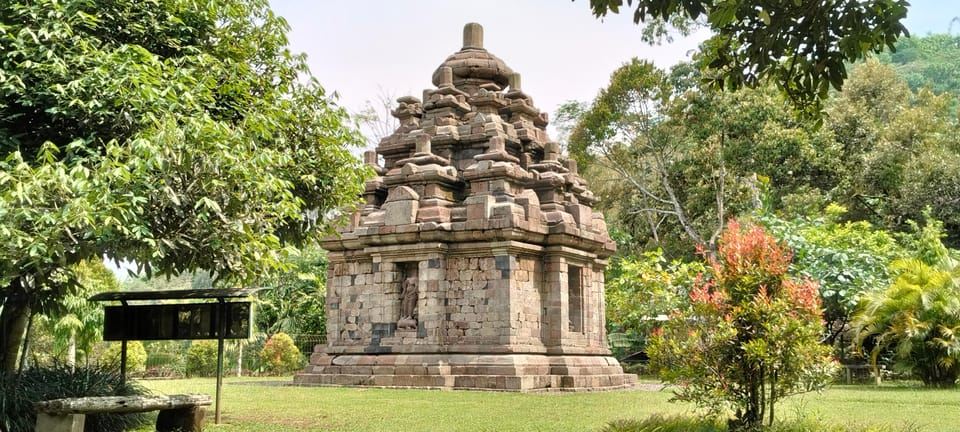Yogyakarta : excursion au temple de Borobudur + temple de Selogriyo