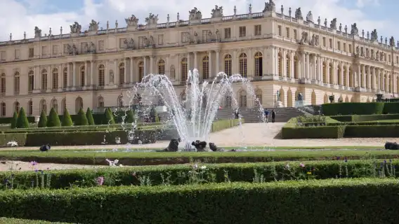 凡爾賽宮及花園半日遊（凡爾賽出發）