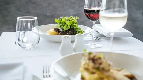 Sydney: 2-Course All Inclusive Lunch Harbour Cruise