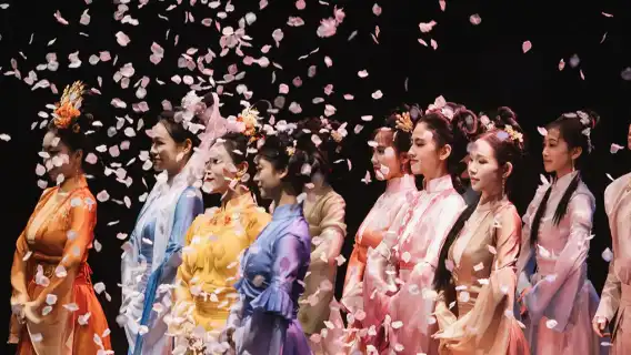 Beijing Yanwaiyan - Step into the Immersive Cultural Feast of "Dream of the Red Chamber"