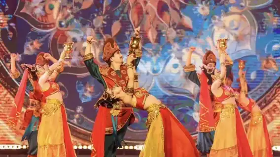 Dinner and Show of Tang Dynasty Palace in Xian