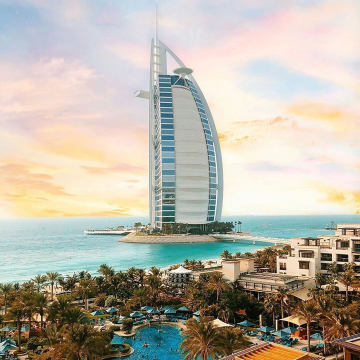 Tur ke dalam Suite Presidensial di Burj Al Arab Dubai dengan pilihan minuman ringan/sajian teh sore/