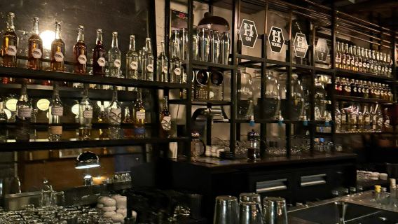 Himkok, the viral restaurant in Oslo, Norway, offers a restaurant reservation service