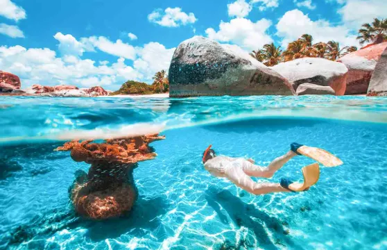 布吉皮皮島+瑪雅灣+蛋島一日遊 出海浮潛 包括上島費