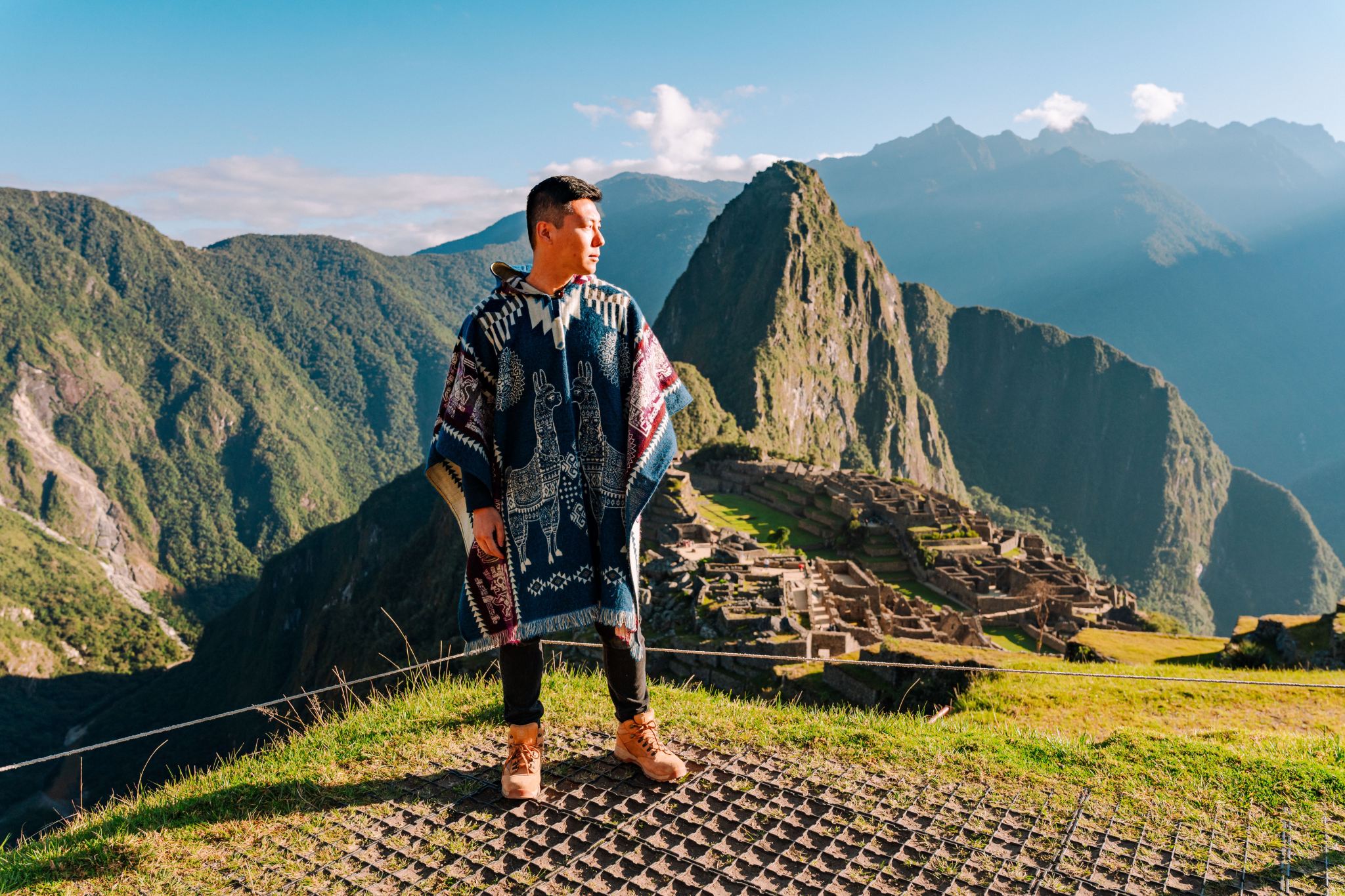 From Aguas Calientes: Machu Picchu Official Ticket, Bus & Guided Tour