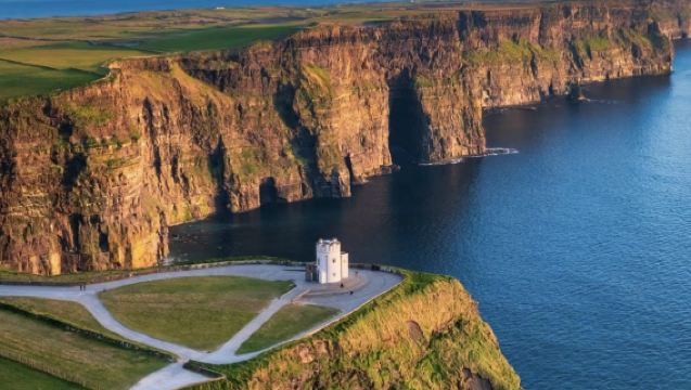 愛爾蘭境內  旅遊地陪|專業翻譯 |展會|商務出行|考察|陪同|拜訪