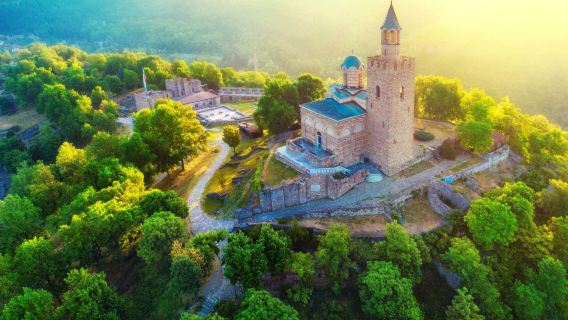 1-day tour to Veliko Tarnovo, Arbanasi and the Rock-Hewn Churches of Ivanovo in Bulgaria