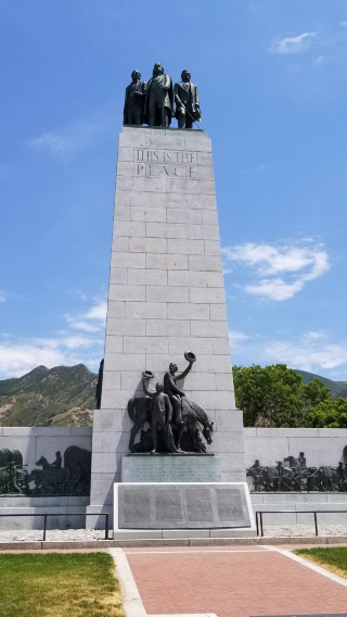 Temple Square + Brigham Young Monument + This is the Place Heritage Park + Utah State Capitol 1-day tour